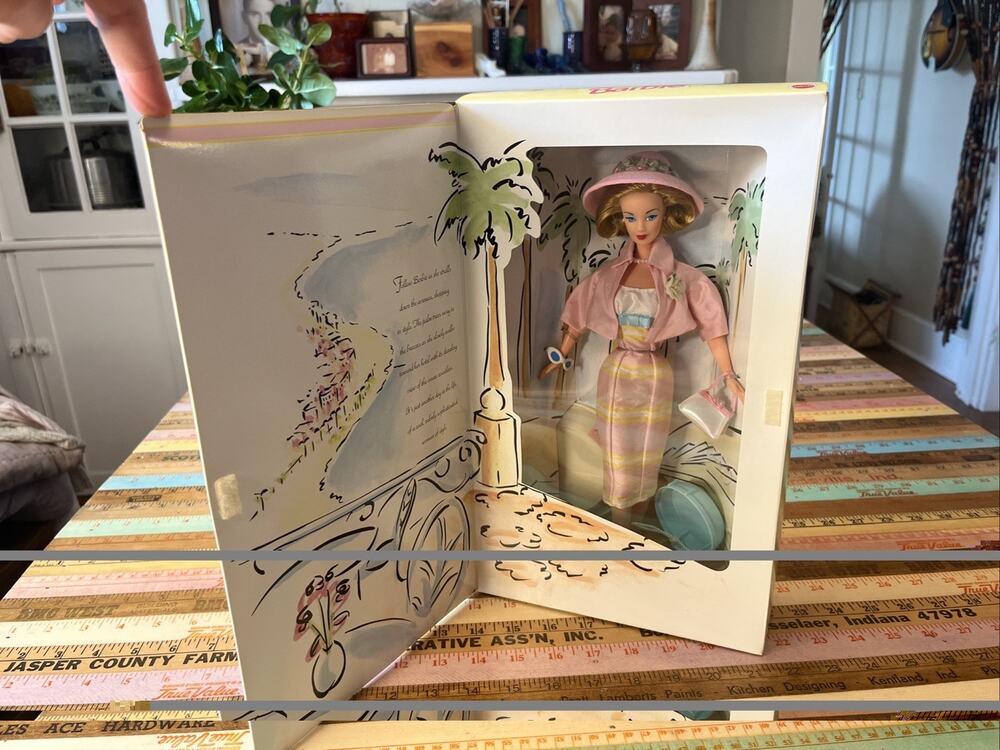 Spiegel Summer Sophisticate Barbie Doll Limited Edition 1995 Mattel #15591 NIB